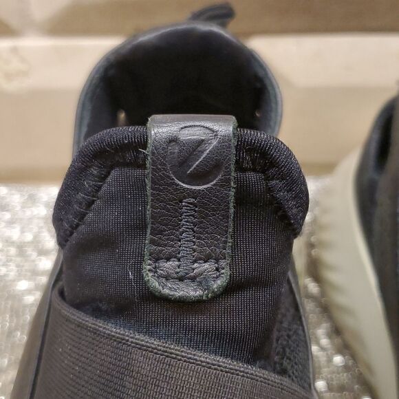 ECCO ST.1 Lite Slip On Sneaker - Size 38 - Picture 5 of 10